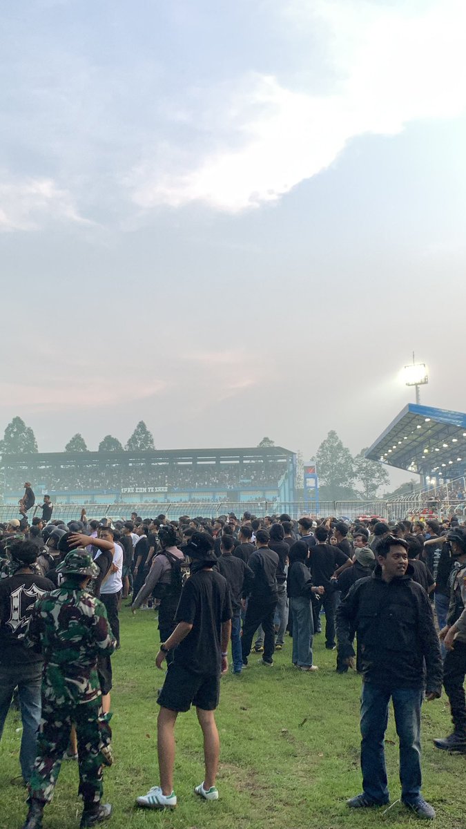 rplzssss's tweet image. 21925