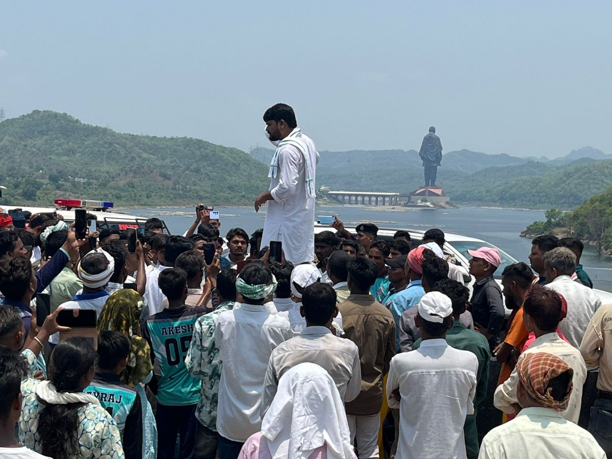 Inamdar_Praatik's tweet image. सत्ता चाहे जितना दबाव बना ले,
जनता का सिपाही टूटने वाला नहीं…

आप विधायक @Chaitar_Vasava को जमानत मिली।

सत्य परेशान हो सकता है, पराजित नहीं। 🔥&quot;

#gujarat