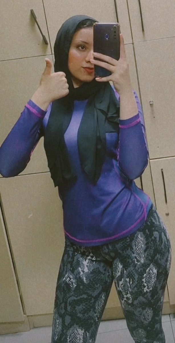 انا صاحي موحوححح منقط علي نفسي حد جي