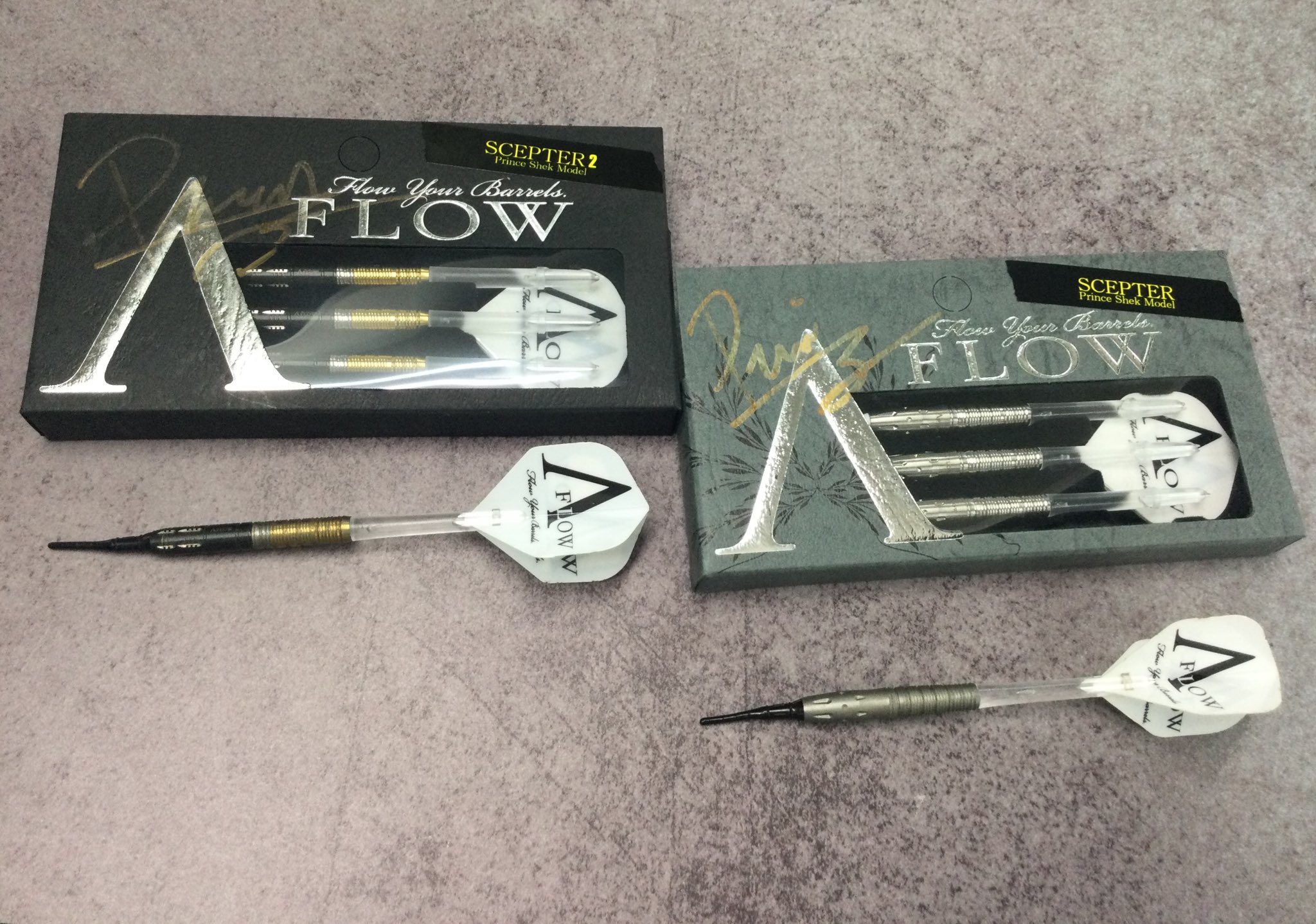 サイン入り DYNASTY × ななちゃら 限定カラー バレル ダーツ祭り サイン入り DYNASTY × ななちゃら 限定カラー バレル ダーツ祭り