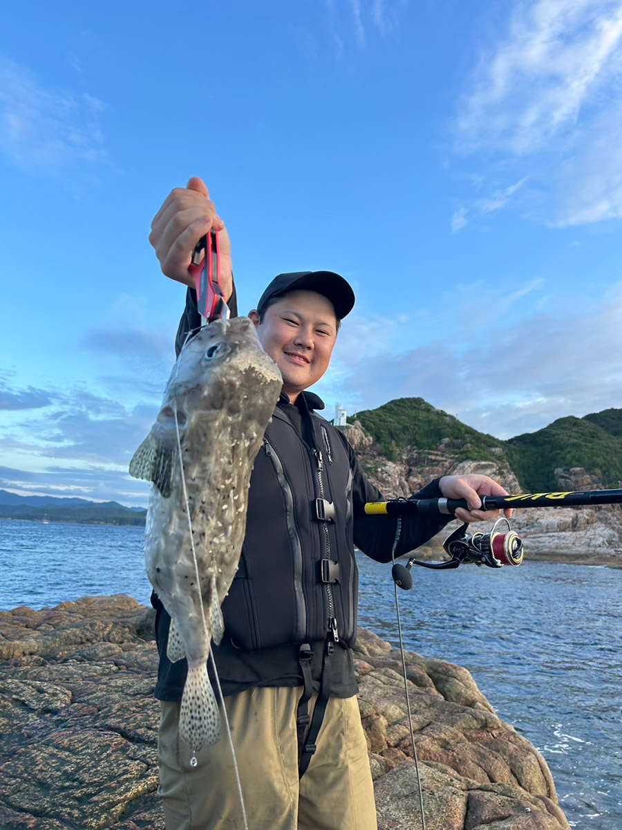 fishingwatanabe's tweet photo. 【釣果情報！】
◆ぶっこみ釣り釣行◆
↓詳細はこちら！↓ 
https://t.co/98Sx70xaGT
#つり具のわたなべ #釣果情報 #沖磯 #足摺岬 https://t.co/51hDqERpol