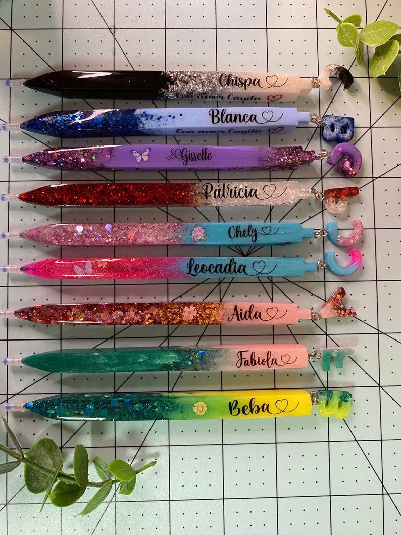 IcyMammie's tweet image. Ember season is here and you are not preparing what to gift out to your customers 💁🏼♀️
Thou worry no more reach out to us and let create amazing gifts items for you brand trust us to work within your budget we will definitely give you the best ..
Here are some gift ideas 👇