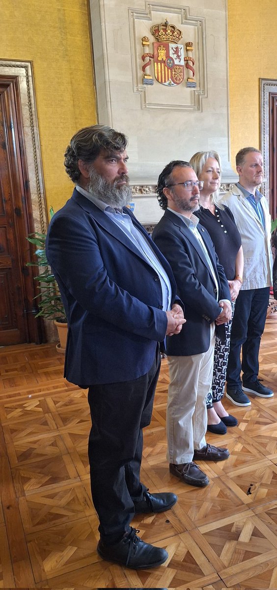 💚 Hoy hemos acompañado a la Federación de Personas Sordas de las Islas Baleares en su 20º aniversario.
🤝 Reconocemos su labor en la defensa de derechos e inclusión de la comunidad sorda.
🇪🇸 En VOX reafirmamos nuestro apoyo. 
#VoxEsInclusión