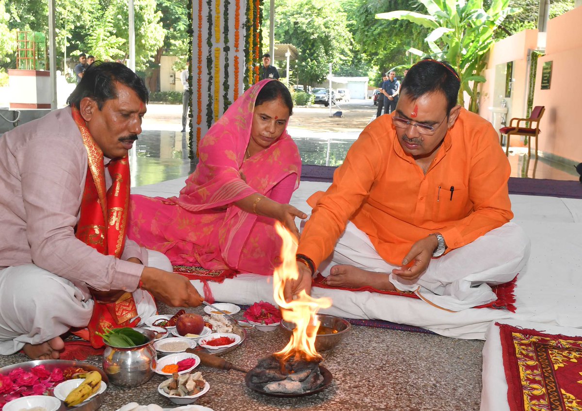 मुख्यमंत्री श्री भजनलाल शर्मा ने नवरात्र स्थापना पर पूजा-अर्चना कर प्रदेश की खुशहाली की कामना
  
dipr.rajasthan.gov.in/press-release-…