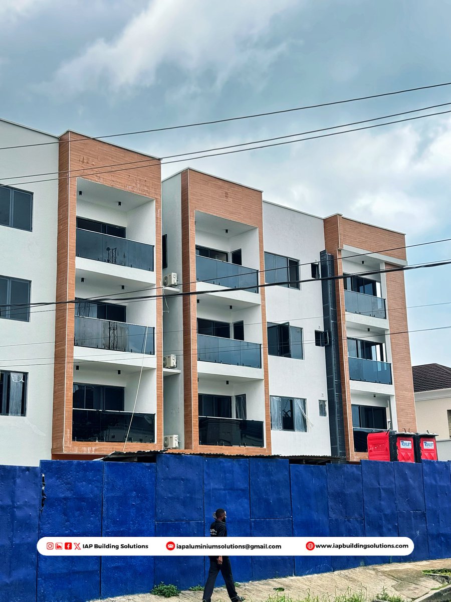 iap_solutions's tweet image. Clean install. Durable finish.  
✔️ Aluminium Windows  
✔️ Sliding Doors  
✔️ Handrails  
Another top-tier delivery by *IAP Building Solutions

#ConstructionDoneRight #IAPProjects #NaijaConstruction #GlassAndAluminium #ModernInstallations