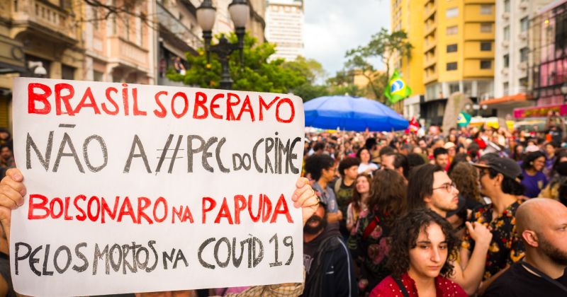 FELIXAOVEJERO's tweet photo. 🇧🇷En el día de ayer la @CUT_Brasil y los movimientos sociales llevaron las demandas de la clase trabajadora a las calles en las principales ciudades brasileños

✊Cientos de miles de personas contra la amnistía a los golpistas, la impunidad de los parlamentarios corruptos

@CCOO https://t.co/caVlW7RxEz