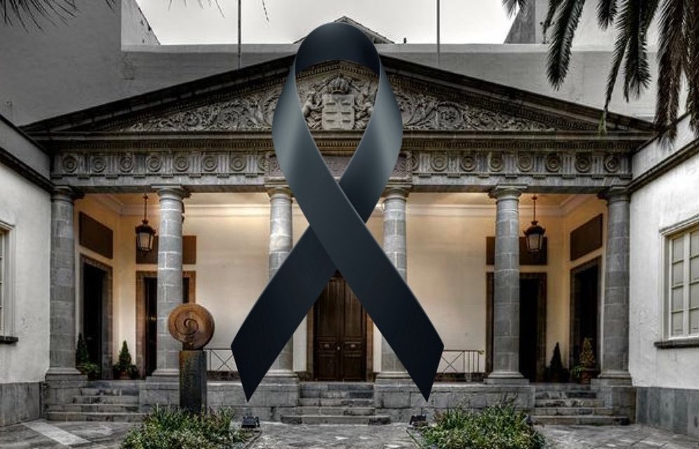 ⚫️Desde el Parlamento canario lamentamos el fallecimiento de una de las trabajadoras de esta institución, María Teresa Navazo, conocida por todos como Maite. Nos unimos al dolor de su familia en este duro momento y trasladamos nuestro más sentido pésame a sus seres queridos. DEP.