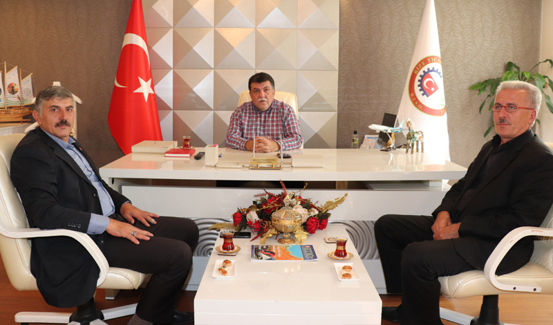 S.S. Rize 3 No'lu Motorlu Taşıyıcılar Koop. Başkanı Yanık ve Yılmaz'dan Odamıza Ziyaret
Detaylar 🔗 rizetso.org.tr/H=3760
#rize #RizeTSO #TOBB