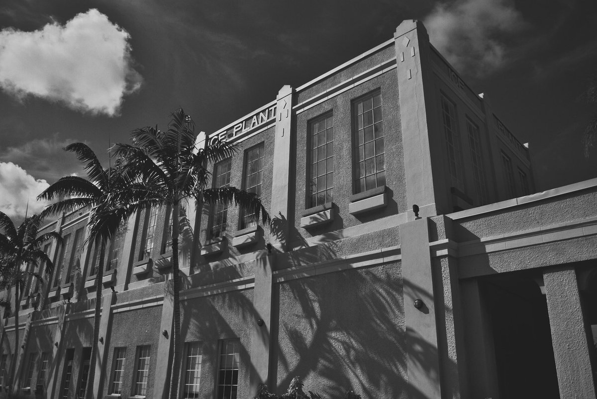 The “Ice Plant” 1604 Tangerine St Melbourne Florida (note it can be accessed off US-1)
As hard as it might be to believe, before everyone had a refrigerator/freezer in their home, this is where you got your ice if you were a resident of Melbourne Florida. Built in 1927 by the