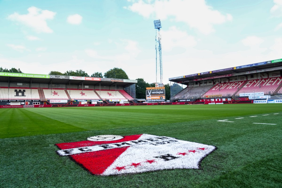 🇳🇱 𝐉𝐨𝐧𝐠 𝐎𝐫𝐚𝐧𝐣𝐞 komt naar 𝐄𝐦𝐦𝐞𝐧! 

Op dinsdag 14 oktober speelt de ploeg van Michael Reiziger op De Oude Meerdijk tegen Jong Litouwen. 🟠

🎟️ Tickets vanaf €7,50 via ticketing.knvb.nl

Mis het niet en bestel vanaf morgen 12.00 uur te kaartje!

#HIERKOMIKWEG