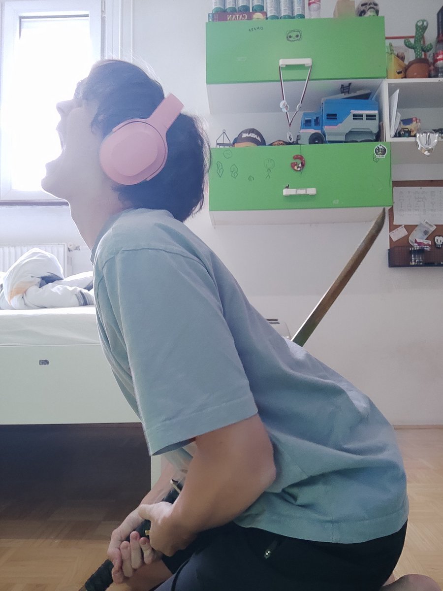 This is what every dev does when y'all leak the mod btw
#BigFatBalloons