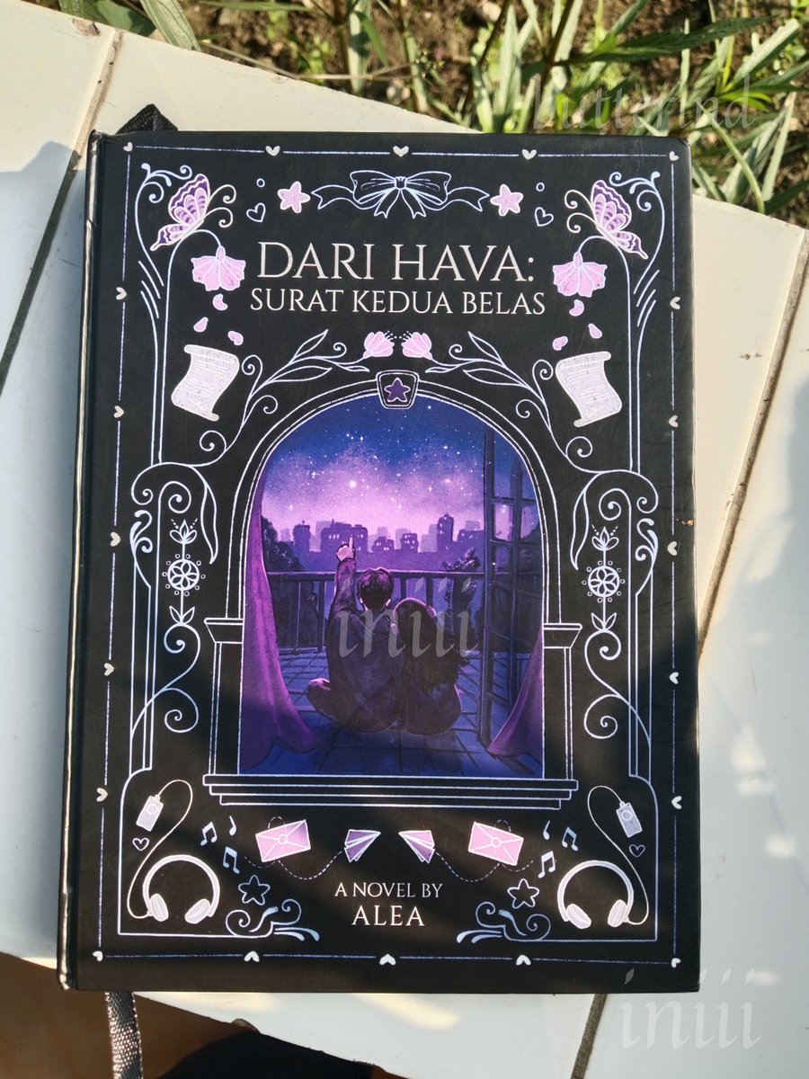 Ibaratnya gini Hava cuma punya Shenina dan dunianya shenina adalah Hava💖, love banget, aku baru sampai halaman 100 tapi udah banyak nangisnya huhuhu😭, tapi ada juga kok part ketawanya 😍✨💖

Au yang pakai visual Heeseung Enhypen karya <a href="/WRITTENBYINFJ/">ALE</a>