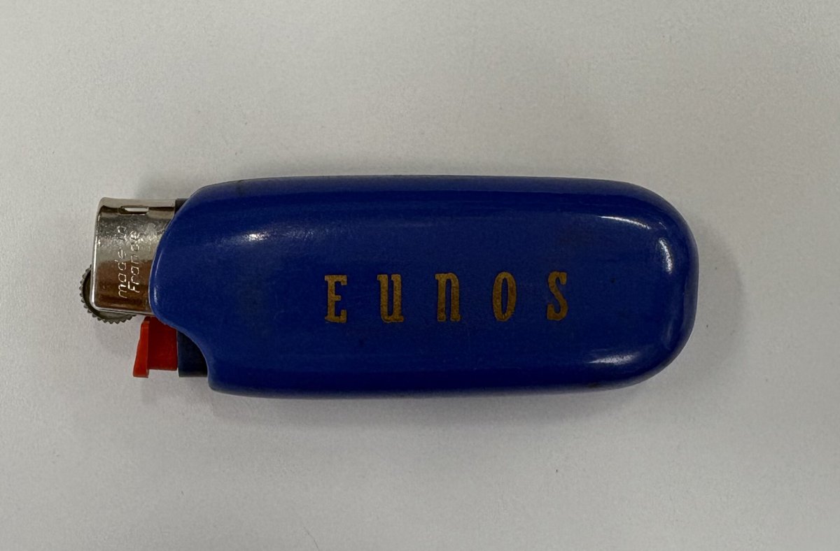 zoomzoom3633's tweet image. 今では考えられない懐かしいノベルティが出て来た🥰💕
タバコ🚬吸ったのはは18歳〜23歳の5年間のみ、妻が妊娠した時に禁煙してもう40年経ちました😁
#EUNOS 
#使い捨てライターケース