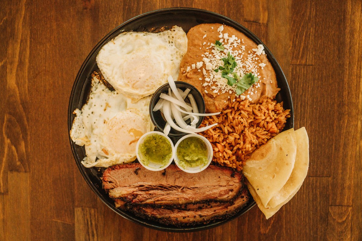 Start your morning the right way—breakfast plates, hot coffee, and all the good stuff waiting for you at our Fort Worth location!🍳🥓