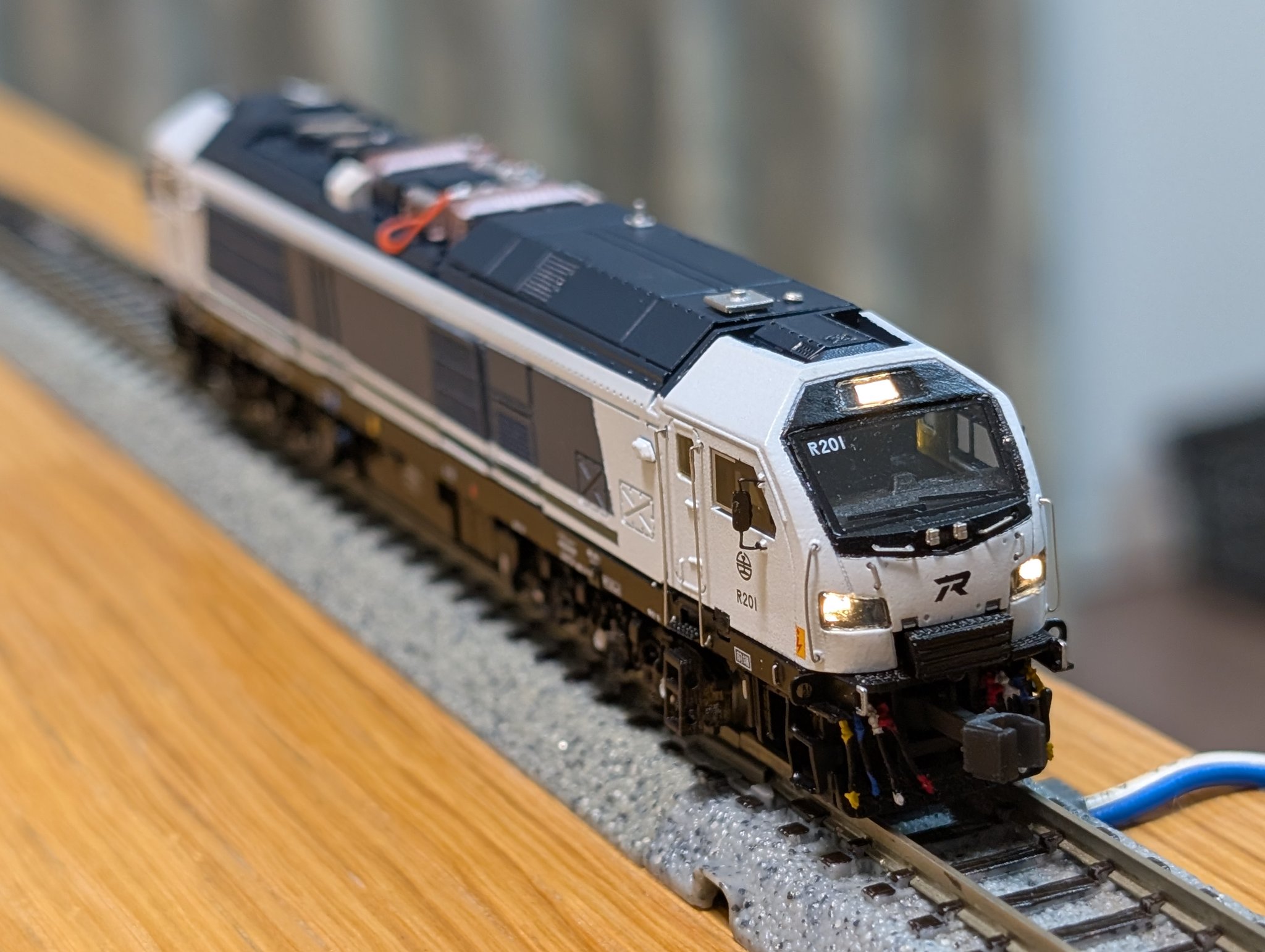 限定値下げ中❗️ROCO HO 78298 電気機関車 Yahoo!オークション - ROCO vampire 電気機関車と客車