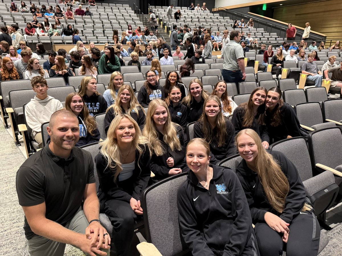 Bradie Ewing tweet media