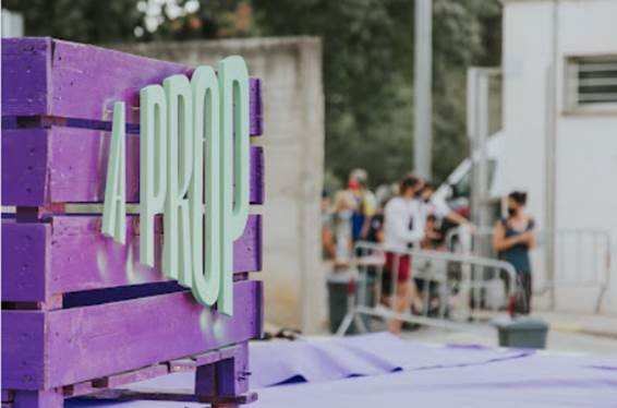 📣S’obre la convocatòria per participar a la setena edició del cicle A Prop

📆El termini per presentar les propostes artístiques finalitzarà el 17 d’octubre

👉web.girona.cat/noticies/-/ass…