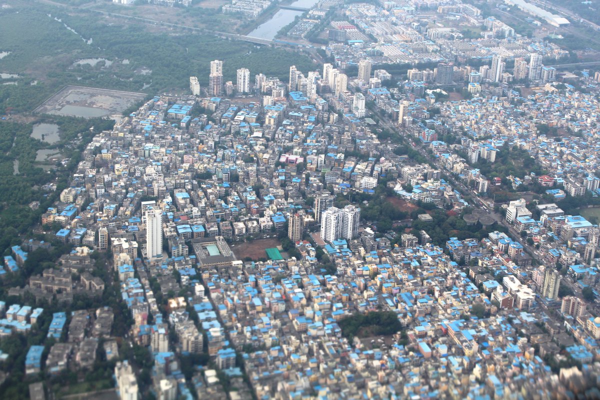 (1/5)High-density cities are often sold as “efficient” and “sustainable.” But in India, the reality is more complicated. Who really benefits from crammed towers and disappearing open spaces? #urbanplanning