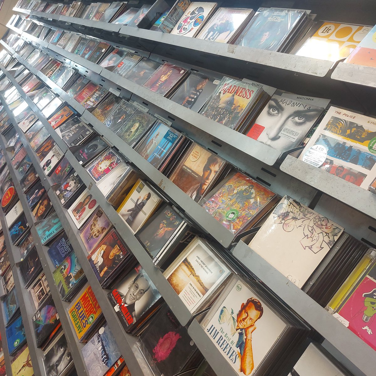 BenONeillMusicShop tweet media