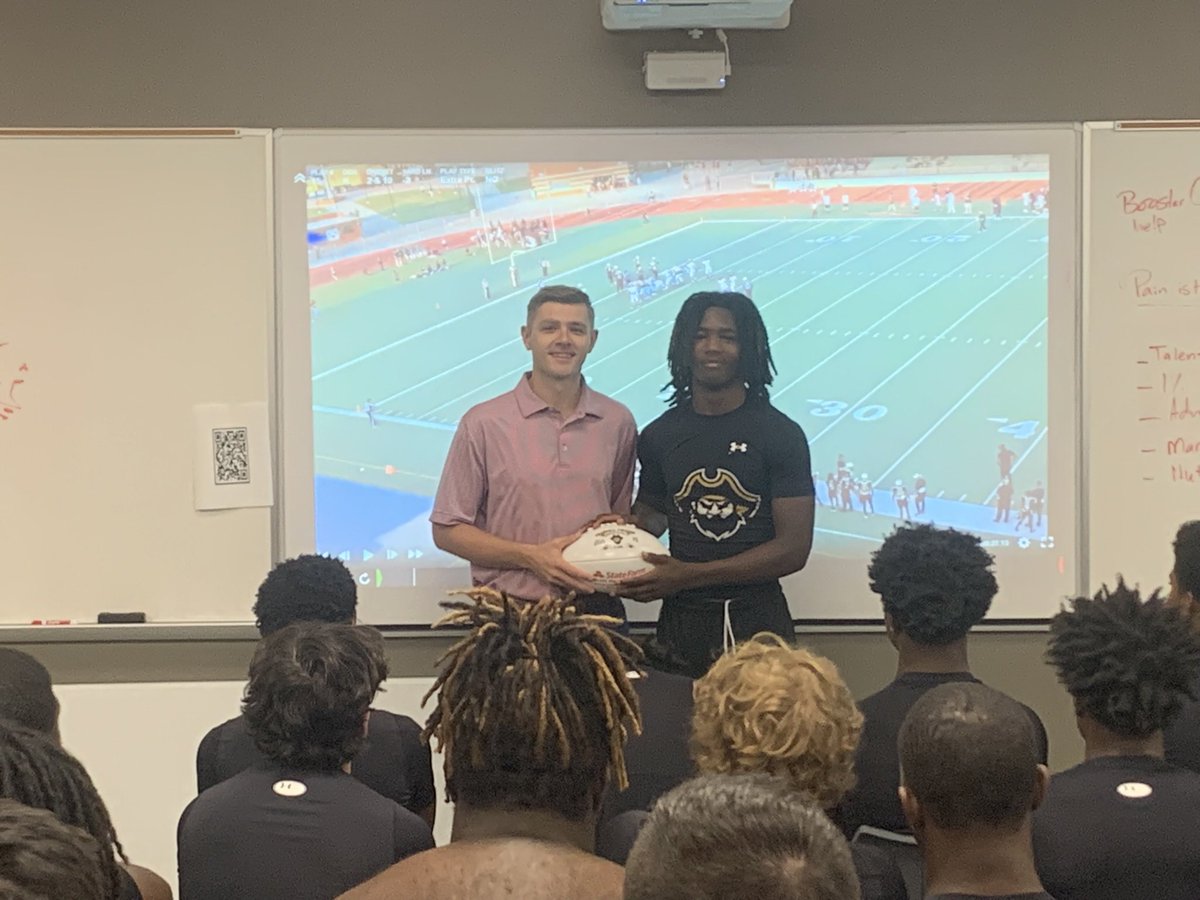 Marc Wright (@coachmarcwright) on Twitter photo Shoutout to our <a href="/StateFarm/">State Farm</a> player of the week!! #THAD <a href="/darrik_jr/">Darrik Ward Sr</a> <a href="/TMobile/">T-Mobile</a> @crandallhighschool #FN5GL #Sweepstakes
Sophomore Running Back 
La Familia Backfield Shoutout to our <a href="/StateFarm/">State Farm</a> player of the week!! #THAD <a href="/darrik_jr/">Darrik Ward Sr</a> <a href="/TMobile/">T-Mobile</a> @crandallhighschool #FN5GL #Sweepstakes
Sophomore Running Back 
La Familia Backfield