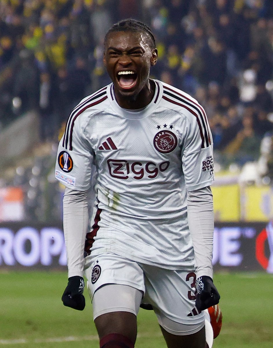 LouisAnalysis Football tweet media