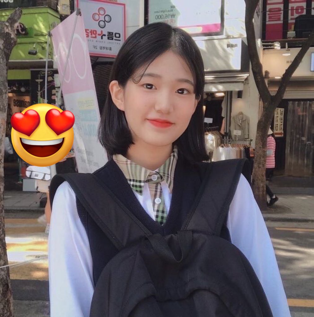 YJiyoonBrasil's tweet image. 📸 | FOFA! Fotos pré-debut da Jiyoon

cr. grkmjy

#YOONJIYOON #JIYOON #윤지윤