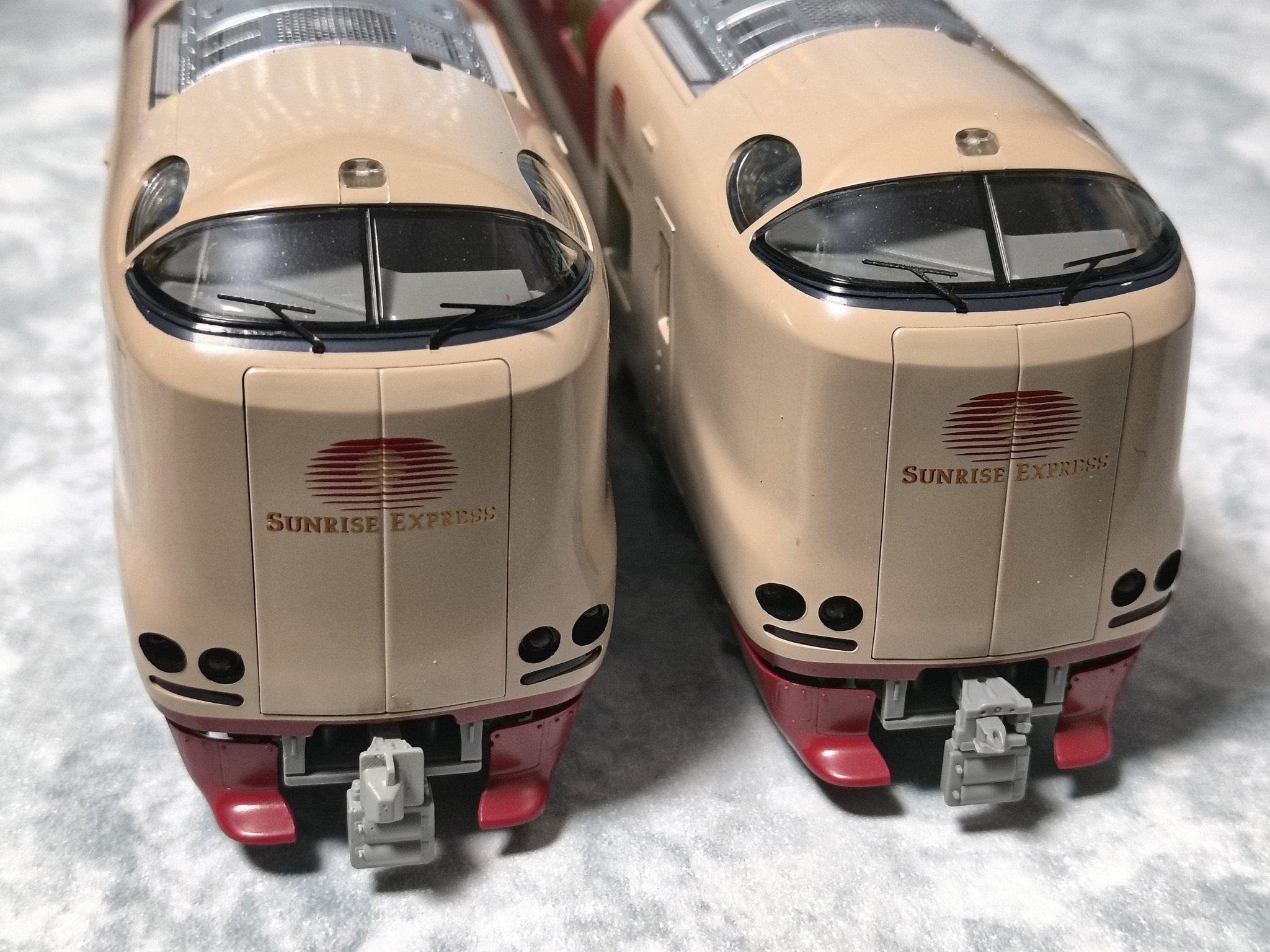 Nゲージ　倶利伽羅車両製造　E3系R1編成　先頭車キット E3系R1編成 の展示中 || Museum of AsahiRailModels