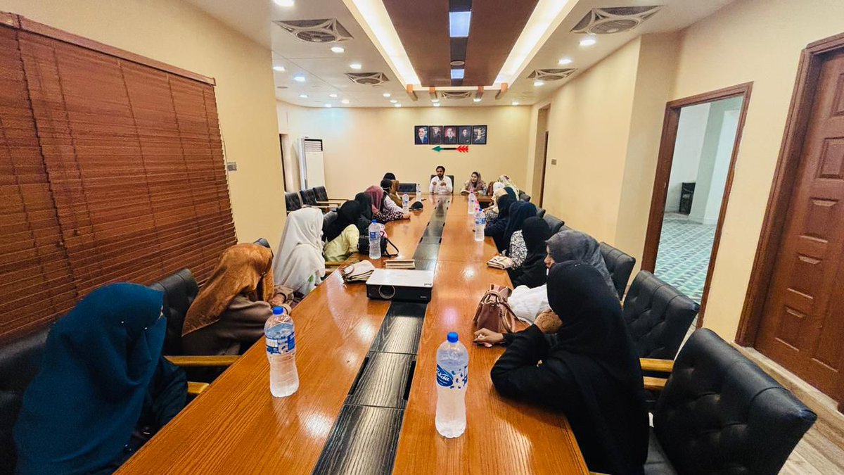 AkbarGilgiti5's tweet photo. Good to See that President PSF Karachi Division @EngrMadniRaza meeting with Female Students of different Institutes female students are working for PSF
@BBhuttoZardari @AseefaBZ @SaeedGhani1 @murtazawahab1 https://t.co/BwZtU5vJUQ