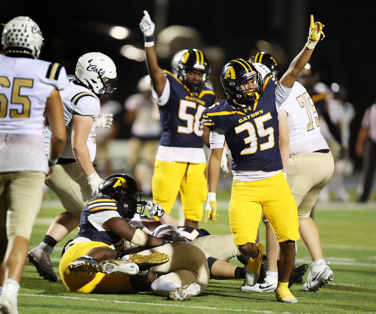 EXTRA YARD, EXTRA MILE - Allegheny College commanded both sides of scrimmage on Saturday night.
