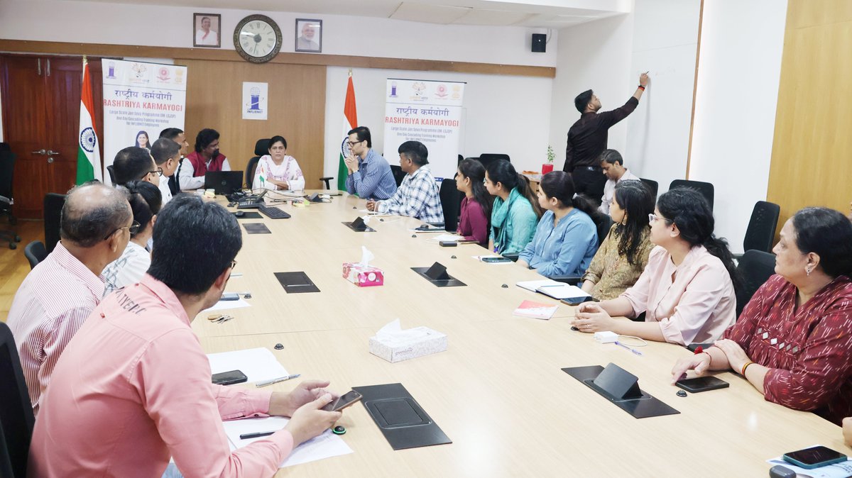 INFLIBNET's tweet image. @INFLIBNET Gandhinagar conducted a Cascading Training under #RashtriyaKarmayogi – Large Scale Jan Seva Programme (RK-LSJSP), initiative of #CapacityBuildingCommission GoI, for #INFLIBNET Staff members on 22 Feb 2025. #RashtriyaKarmaYogi