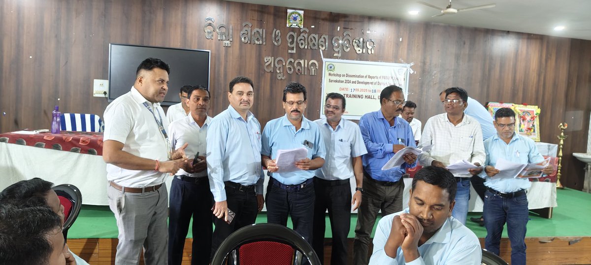 AngulDiet's tweet image. The 2nd phase PARAKH Rashtriya Sarvekshan 2024 workshop for Kaniha &amp;amp; Kishorenagar inaugurated on 17th September 2025.
DEO inspired participants on bridging learning gaps &amp;amp; visited the Balvatika Lab &amp;amp; ICT Studio, praising DIET Angul’s efforts for FLN. 🌿📚

#PARAKH #DIETAngul #FLN