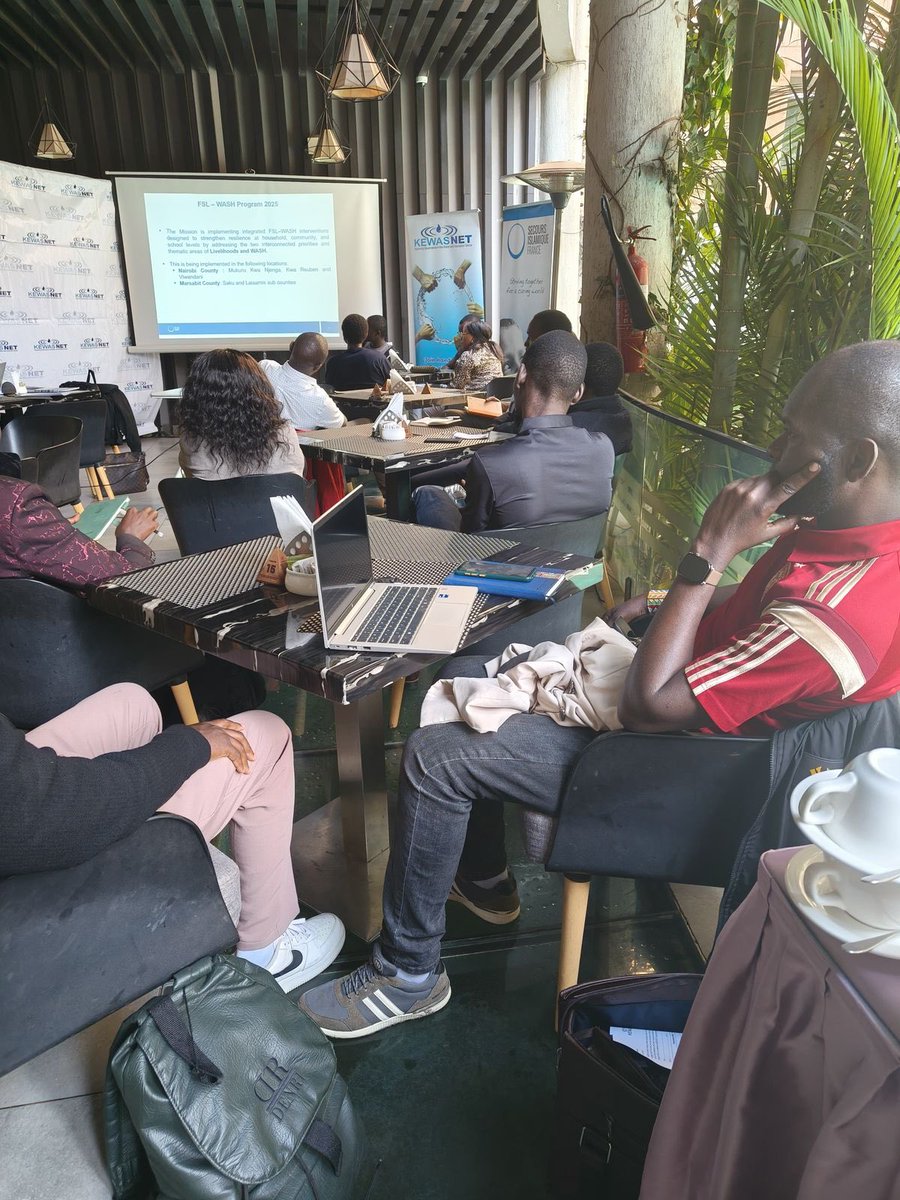 Because you can never go wrong with coffee… and great conversations!
Mercy Minoo represented <a href="/WetlandsIntEA/">Wetlands International Eastern Africa</a> at the 3rd <a href="/KEWASNET/">KEWASNET</a> Coffee Hours in Nairobi, sharing ideas and exploring solutions for better water and sanitation.
Brewing partnerships, one conversation at a time!
