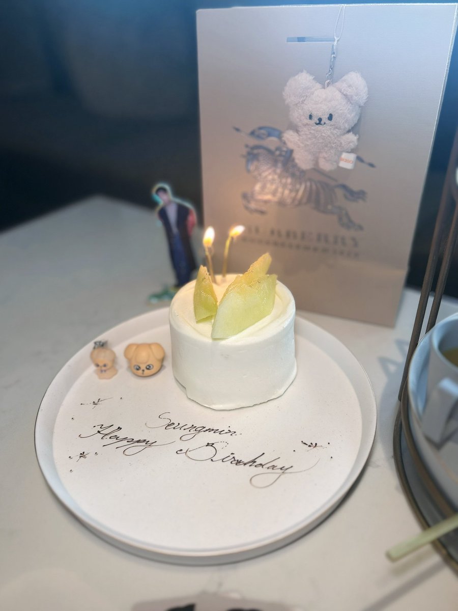 qzz_verse's tweet photo. ｡ﾟﾟ･｡･ﾟﾟ｡
ﾟ。 ꒰ 𝐇𝐚𝐩𝐩𝐲 𝐁𝐢𝐫𝐭𝐡𝐝𝐚𝐲 𝐒𝐞𝐮𝐧𝐠𝐦𝐢𝐧 ꒱
　ﾟ･｡･ ⋯୨♡୧⋯

내 인생에 나타나줘서 빛을 밝혀줘서 고마워

#HappySeungminDay
#세상가장_푸르른_승민이_생일
#GoldenVoiceSeungminDay
#StrayKids #스트레이키즈
#승민 #Seungmin https://t.co/XhdovXbqgK
