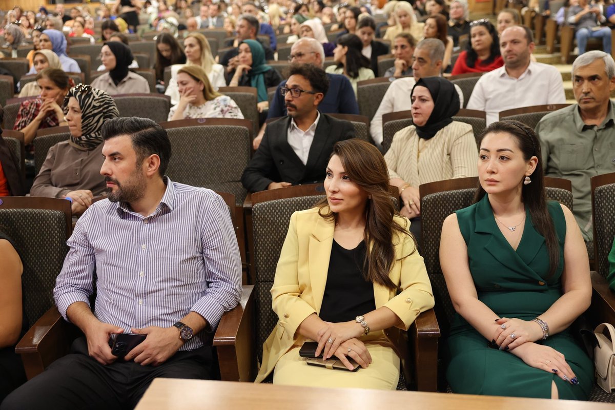 Unutmayalım!
7 yaş çok geç, 6 yaş altın çağ!

Bugün geleceğimizin en büyük hazinesi olan çocuklarımız için çok değerli bir programa katıldım. 

Yetenek Kaşifi Okul Öncesi Öğretmenleri Tanıtım Programı 

Çocuklarımızın yeteneklerini erken yaşta keşfetmek, onları geleceğe en doğru