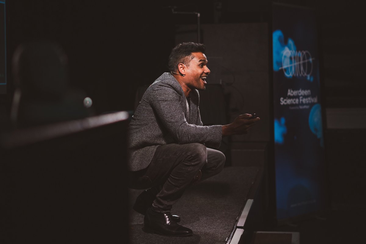 TechFestNews's tweet image. A huge thank you to @DrTharakaUK for an unforgettable evening at The Aberdeen Memory Show. 

Missed it? Don’t worry - the Aberdeen Science Festival has so much more to offer! #ASF2025

Explore the full programme and book your tickets today:  techfest.org.uk/festival/aberd…