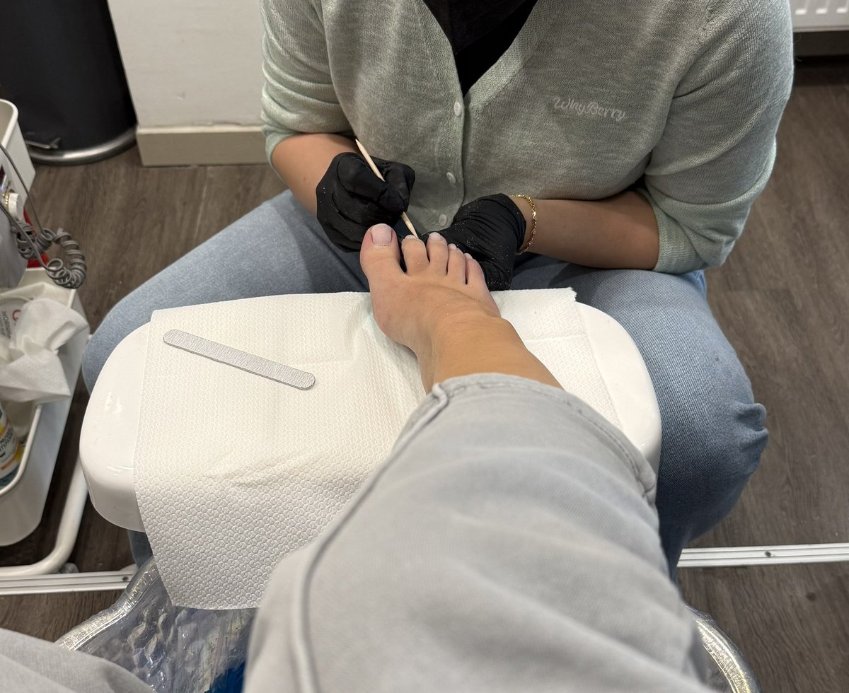 Which color do you prefer? Can‘t decide 😩