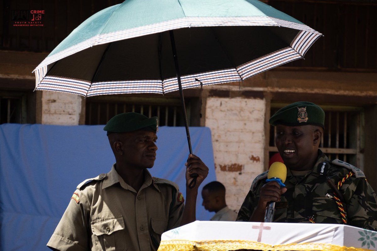 Speaking at the event , Officer in Charge of Kibos Maximum Prison, ACGP Billy Koshal, pointed out that inadequate criminal representation is the weakest link in the criminal justice sector and applauded <a href="/CrimeSiPoaKenya/">CrimeSiPoaKenya</a> for addressing this challenge. 

He also thanked OIC Kisumu