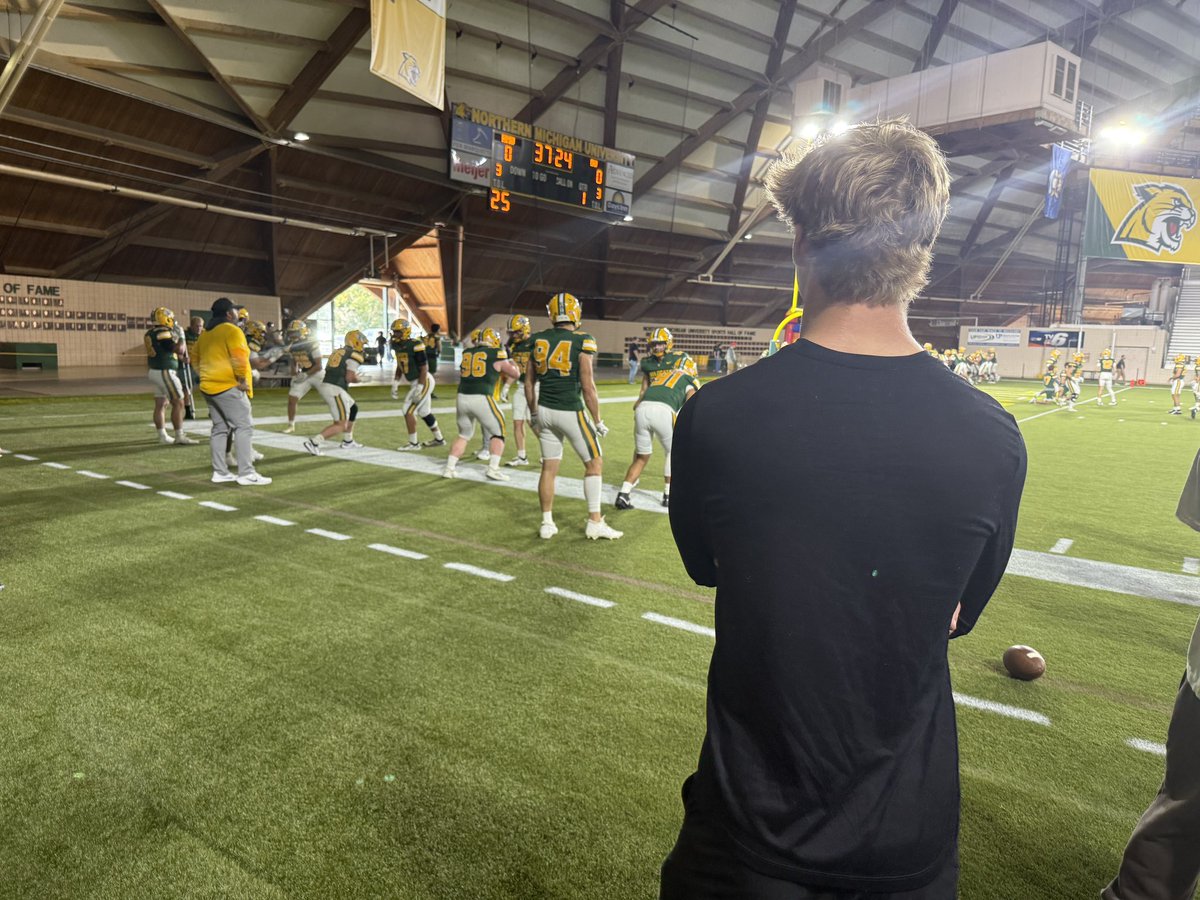 Sam Jones tweet media