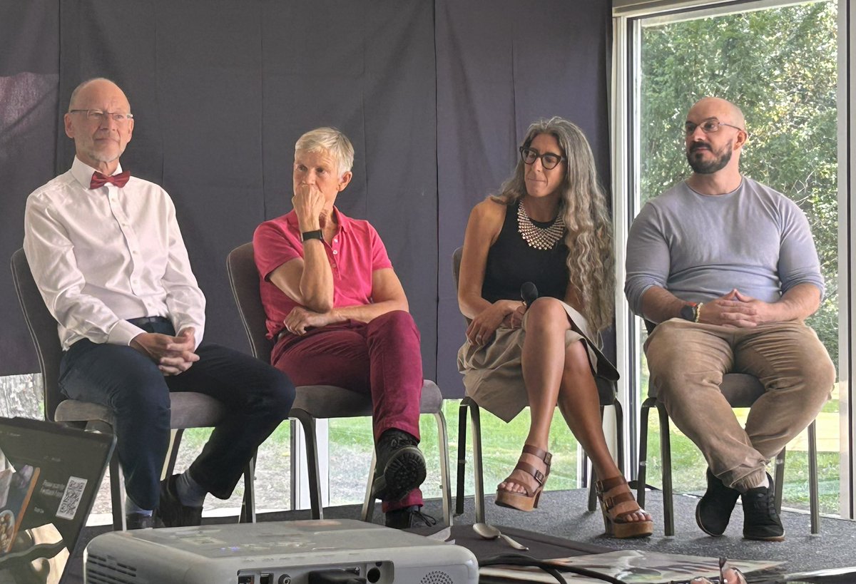 Great panel <a href="/PCLifestyleconf/">Primary Healthcare Lifestyle Conference 2025…..</a> 
<a href="/lowcarbGP/">Dr David Unwin</a> Dr Sarah Myhill Dr Kim Andrews and <a href="/thelowcarb_rd/">Mike - Low Carb Dietitian</a>