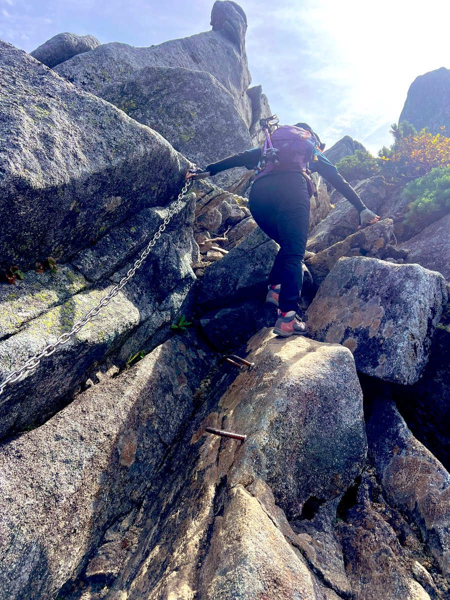 maimaimaiko3068's tweet image. ピノキオサーキットの一部を歩いてきたよ。
2日前の猛烈な胃痛のせいであまり食べらないのと体力不足で、結局檜尾岳手前で楽しく撤退😊
稜線歩きが気持ち良かった

＃中央アルプス
＃檜尾岳