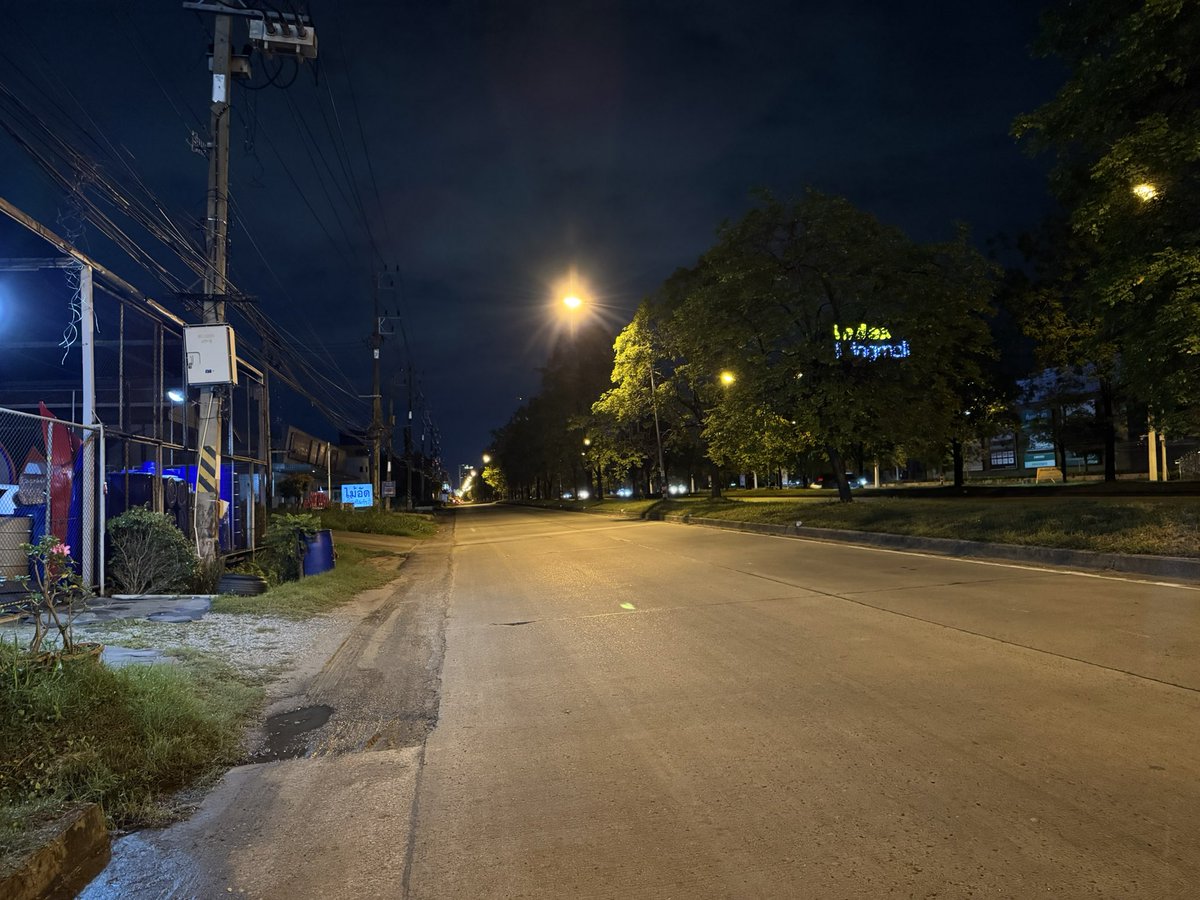 LodeCha's tweet image. ไปหาใครได้บ้างครับ คืนนี้
#โคราช #ในเมือง