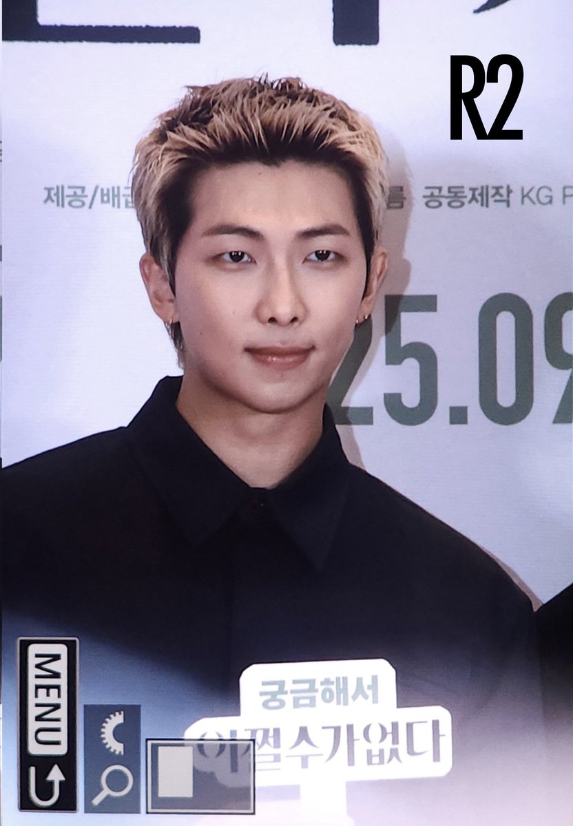 RTWOBTS2's tweet photo. [프리뷰] 250922 어쩔수가없다 VIP 포토월

#알엠 #방탄소년단 #BTS #김남준 #남준 #RM #NAMJOON 
#뷔 #방탄소년단 #BTS #김태형 #태형 #V #Taehyung 
@BTS_twt https://t.co/9hxTTpJeNI