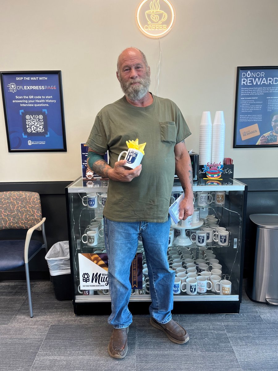 commitforlife's tweet image. Happy #MugshotMonday! Your commitment to donating blood helps save lives every day. Be part of the impact. Schedule your donation today at giveblood.org.

#MugshotMonday #CommitForLife #GulfCoastBlood #DonateBloodSaveLives #BeTheDifference