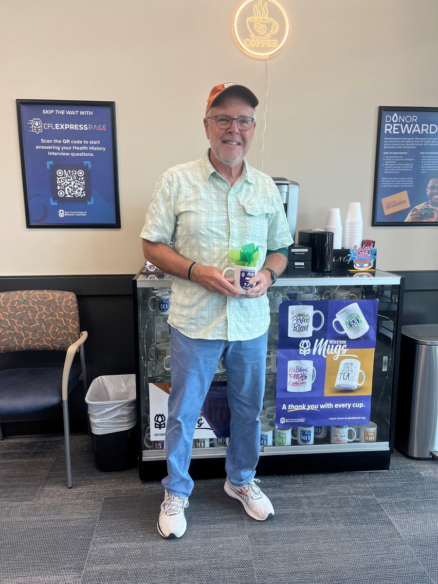 commitforlife's tweet image. Happy #MugshotMonday! Your commitment to donating blood helps save lives every day. Be part of the impact. Schedule your donation today at giveblood.org.

#MugshotMonday #CommitForLife #GulfCoastBlood #DonateBloodSaveLives #BeTheDifference