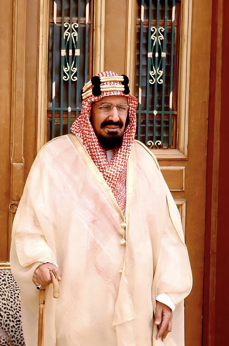 "أنا قوي بالله تعالى ثم بشعبي" ❤️🇸🇦

 #اليوم_الوطني_السعودي_95