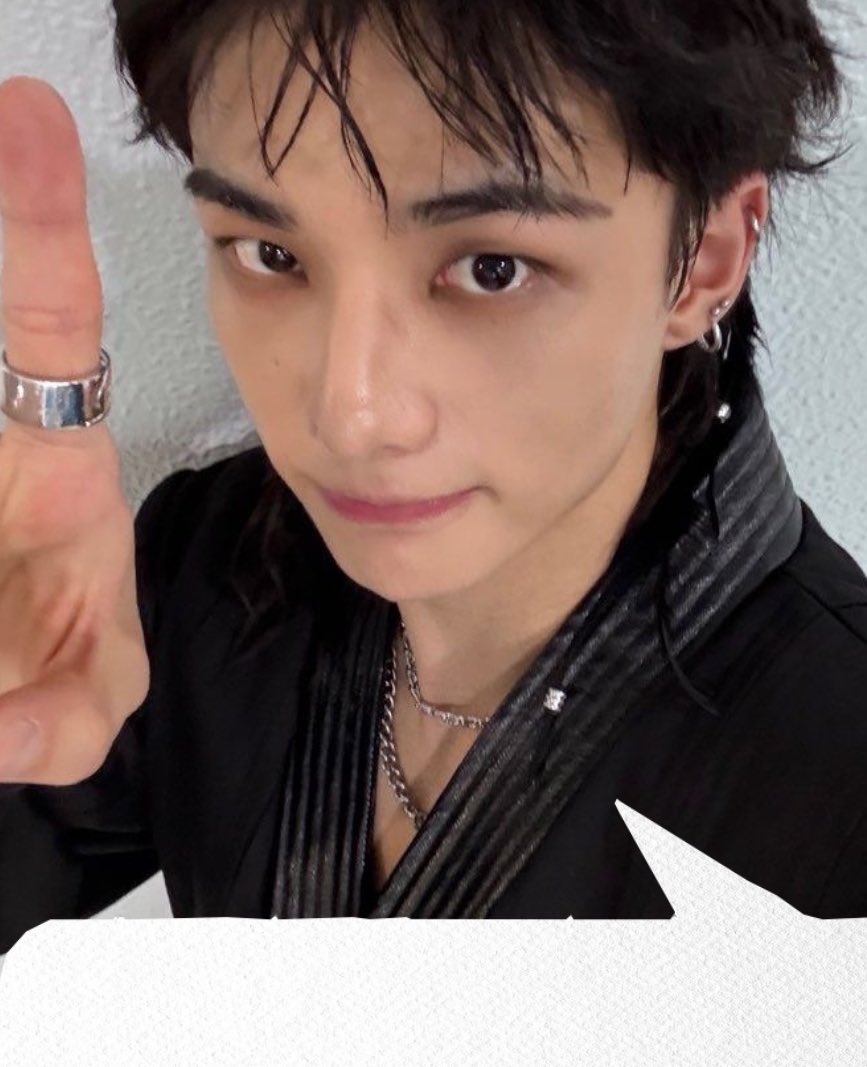 con|lesbian fran advocate tweet media