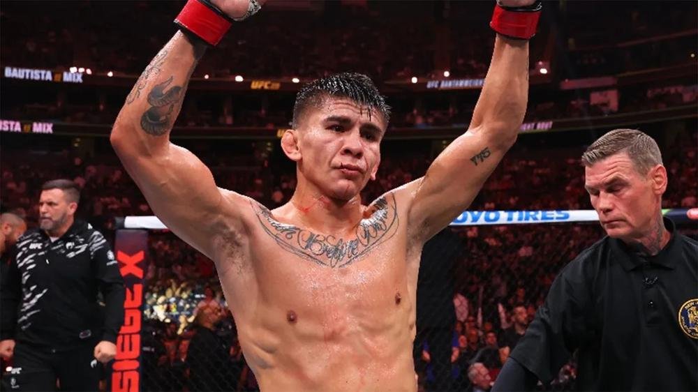 sporta_fanat's tweet image. Баутиста – о Нурмагомедовых: «Не считаем их непобедимыми. Хабиб был великолепен. Все ожидают, что и остальные будут такими, но это не так»🥊

#UFC #Баутиста #Нурмагомедов