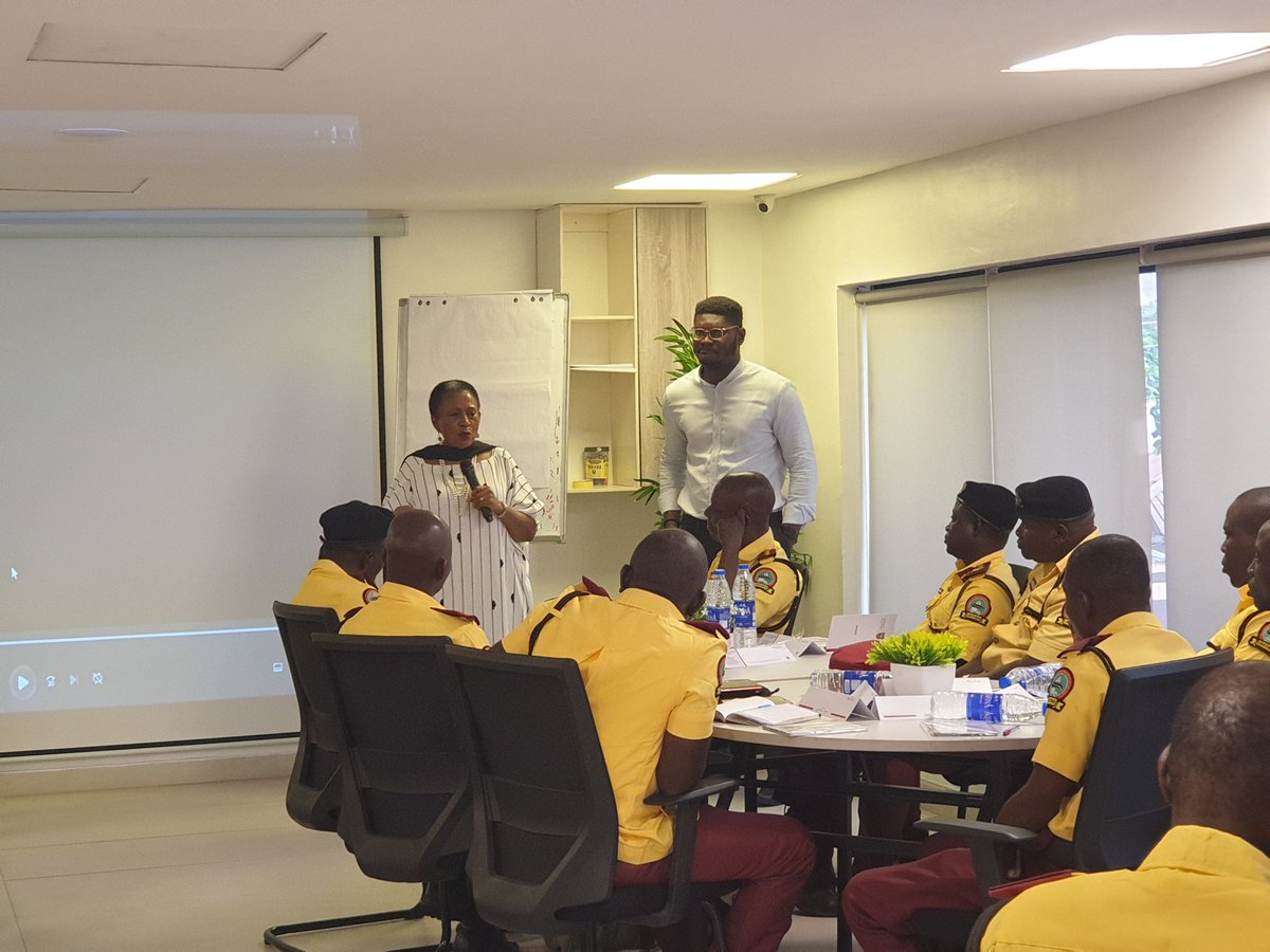 followlastma's tweet image. #Batch3
#Day1
#TopManagementTraining

A Paradigmatic Approach to Continuous Capacity Building for Officers of the Lagos State Traffic Management Authority. By augmenting their skill sets and leveraging cutting-edge expertise, we can catalyze a transformative impact on traffic…
