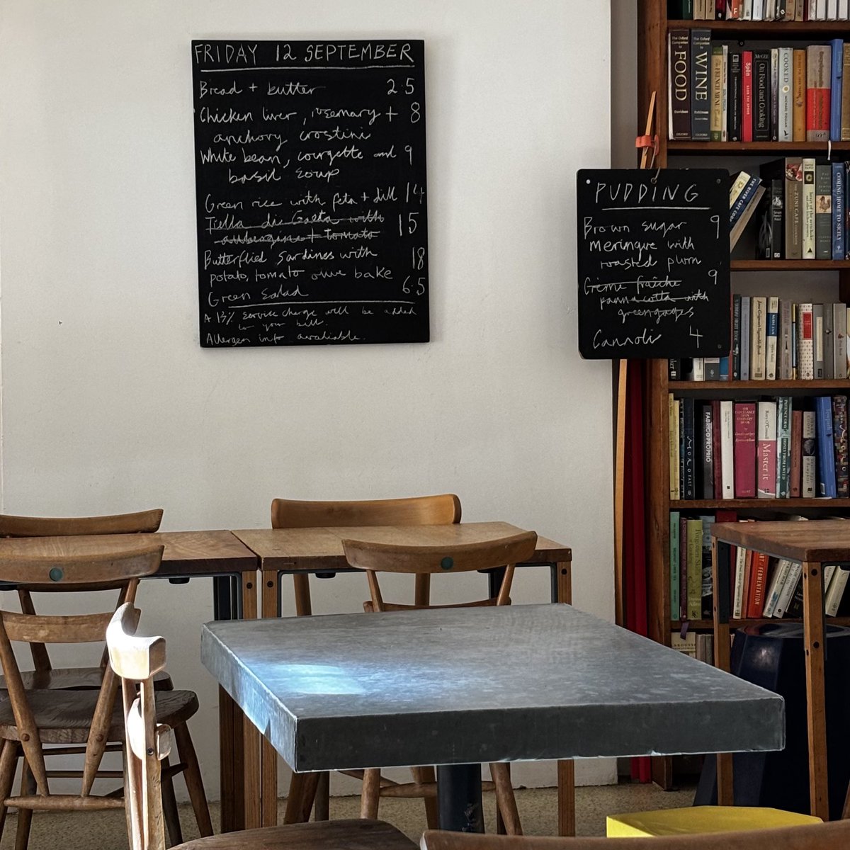 rnYMS2024's tweet photo. 可愛いleila's https://t.co/bUSJVnWg3H