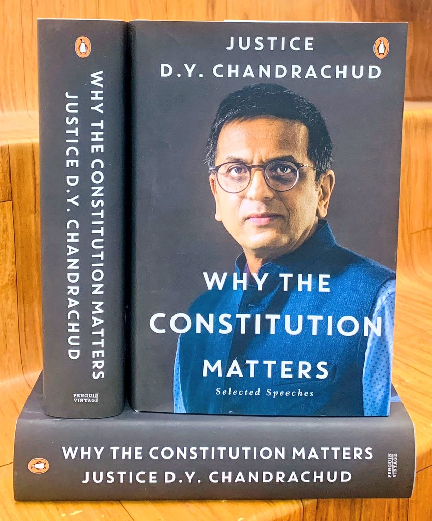 PadhegaIndia_'s tweet image. #NewBookAlert 🪷
Presenting the much talked about and awaited book : Why the Constitution Matters (Selected Speeches) by Justice D. Y. Chandrachud, published by @PenguinIndia. Shipping of Pre-orders shall begin soon. 
#BuyOriginal 💮 #BuyFromPI
Order 👉 padhegaindia.in/product/why-th…